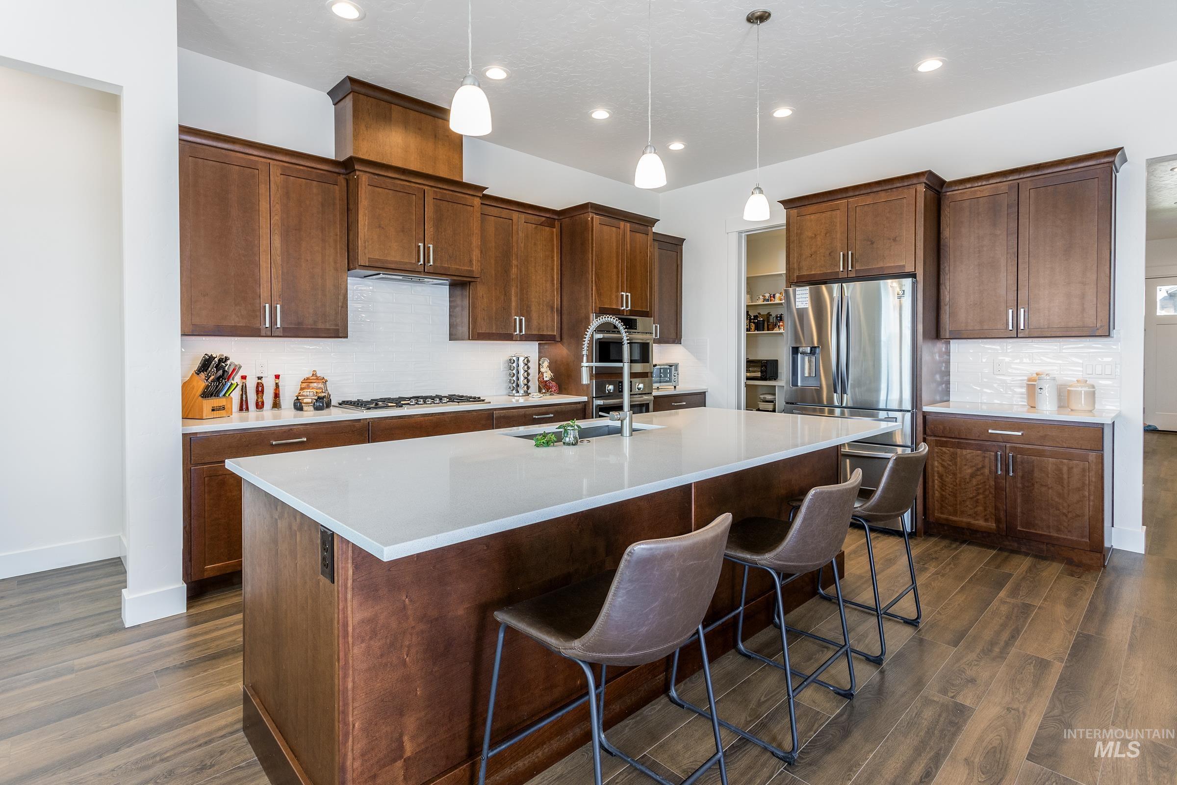 11409 W Threadgrass St.