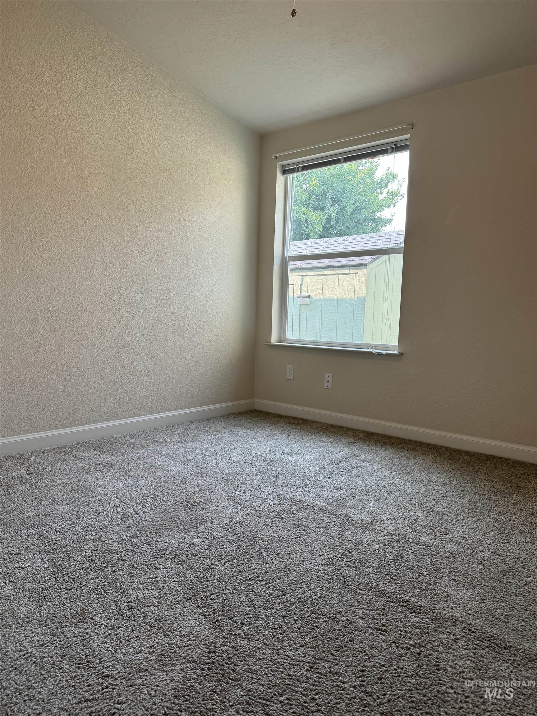 9390 W Ustick Rd Unit: 18