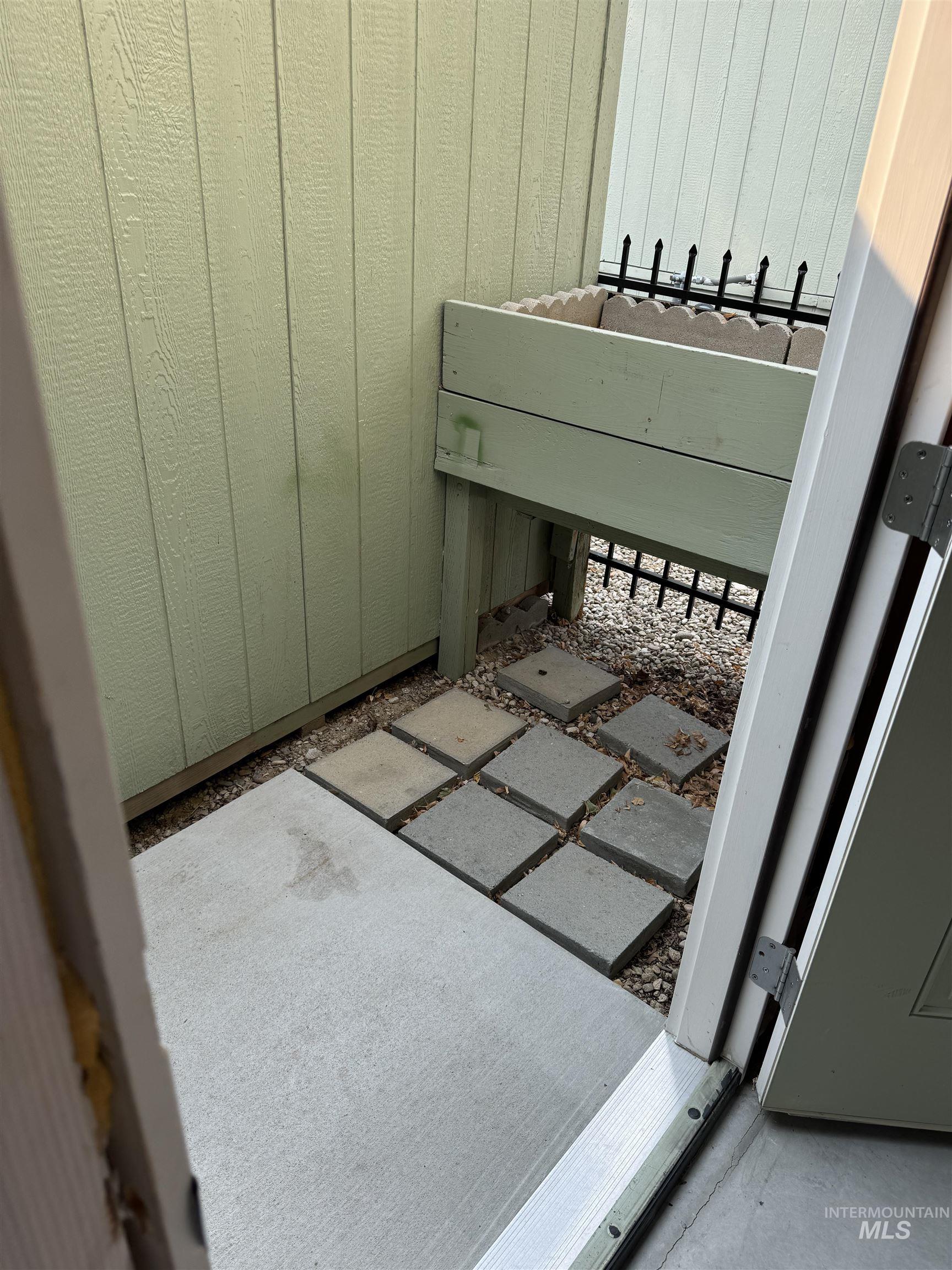 9390 W Ustick Rd Unit: 18