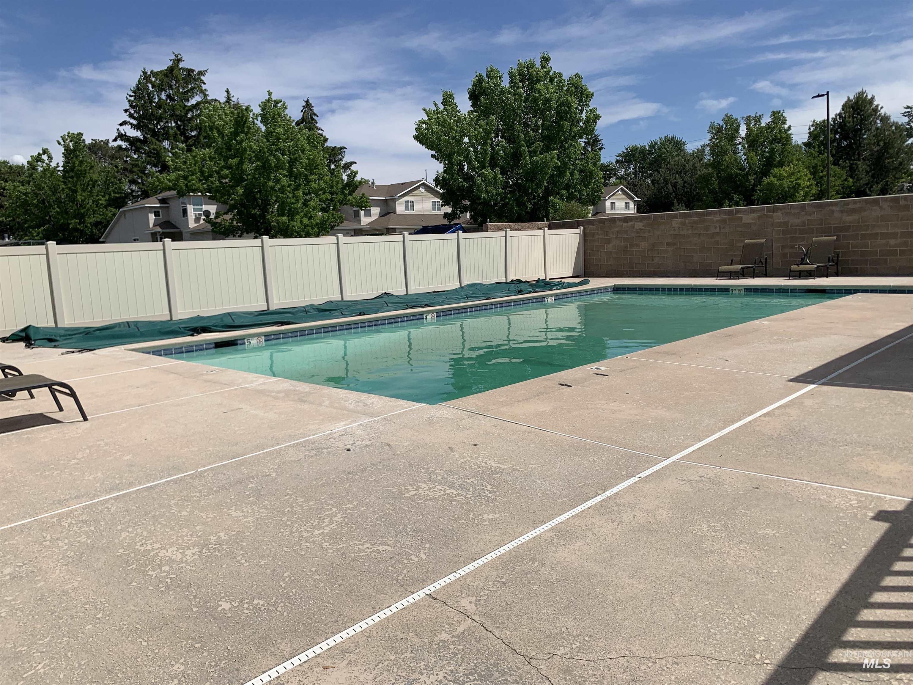 9390 W Ustick Rd Unit: 18