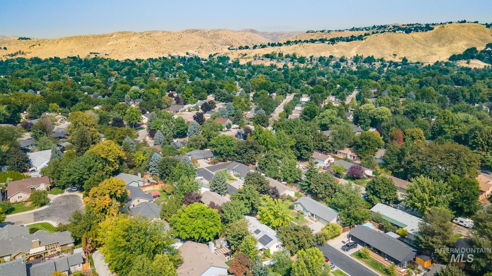 4195 N Cambria Ln