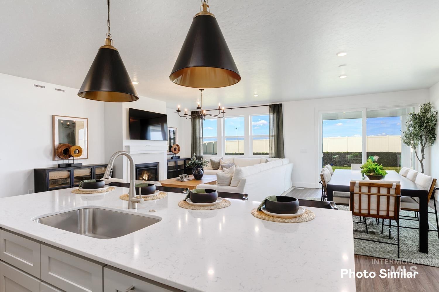 5416 E Terrace Falls Ct