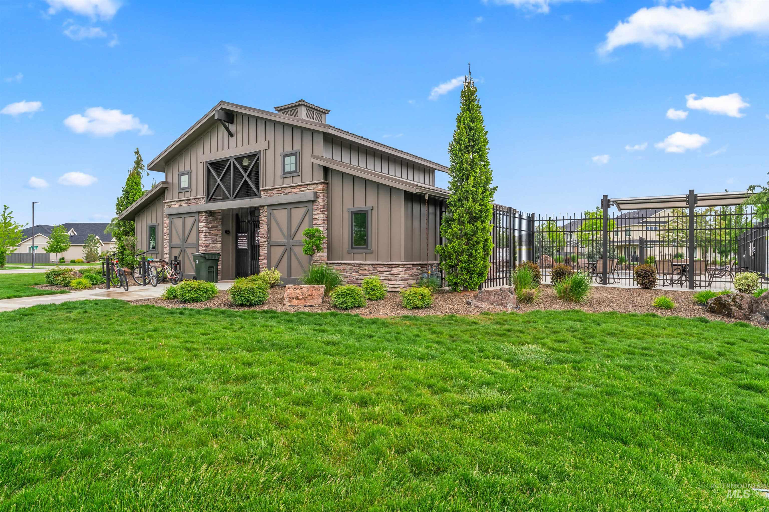 6248 S Wayland Way