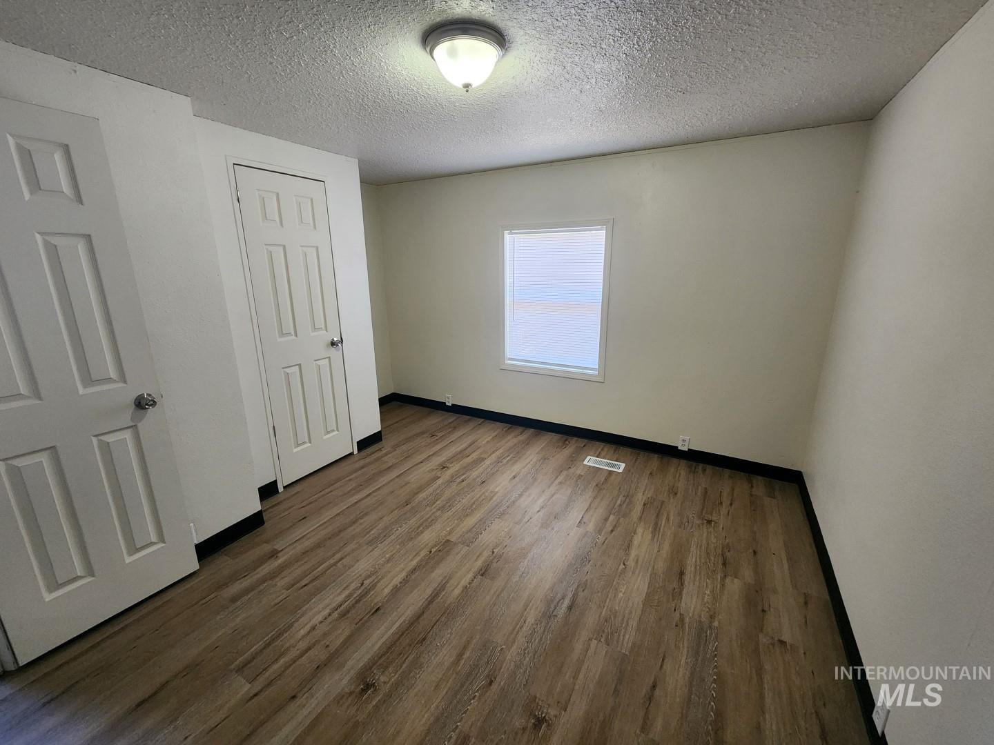 711 4th Ave N Unit: 13