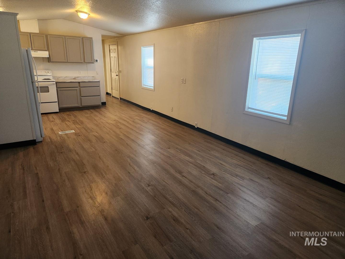 711 4th Ave N Unit: 13