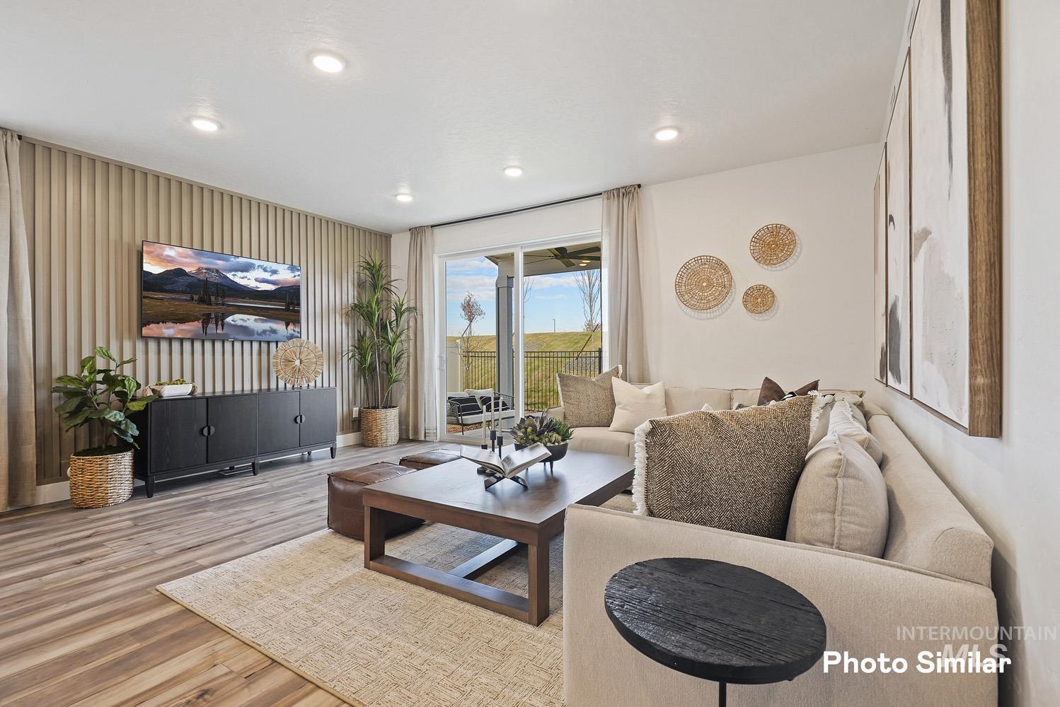 1535 N Big Star Ave.