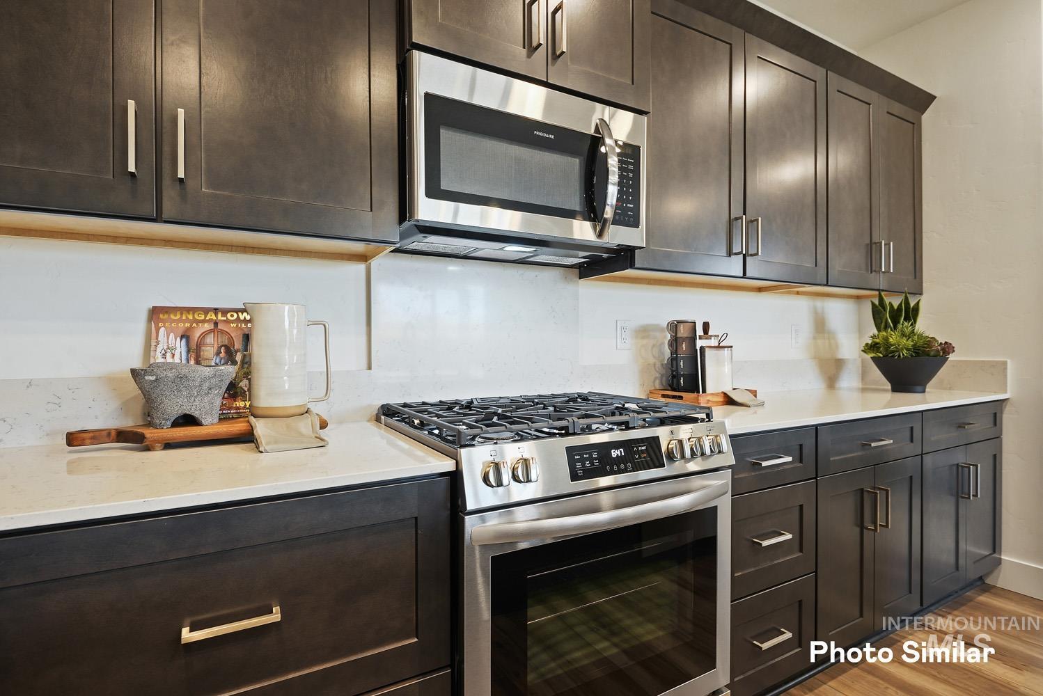 1535 N Big Star Ave.