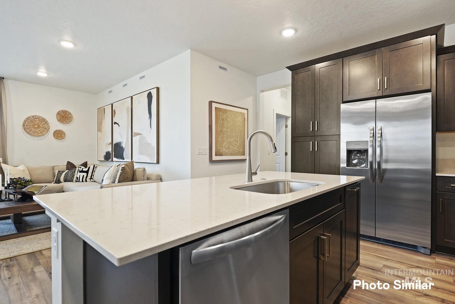 1535 N Big Star Ave.