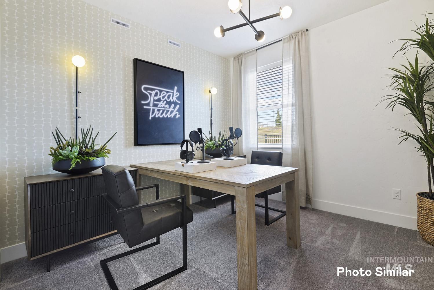 1535 N Big Star Ave.