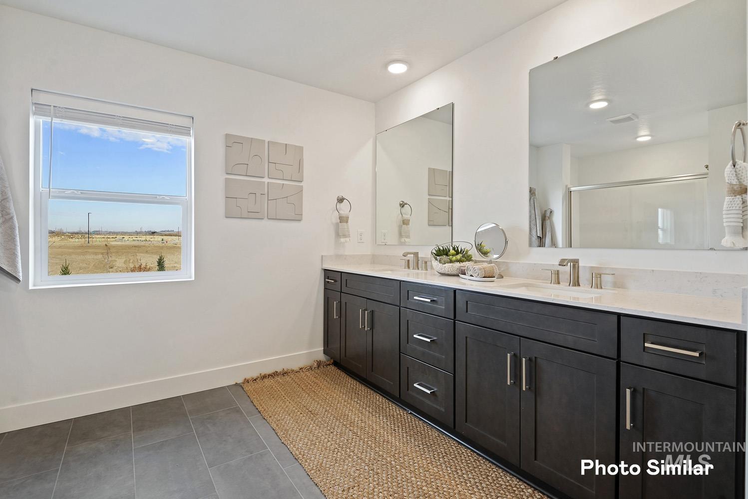 1535 N Big Star Ave.