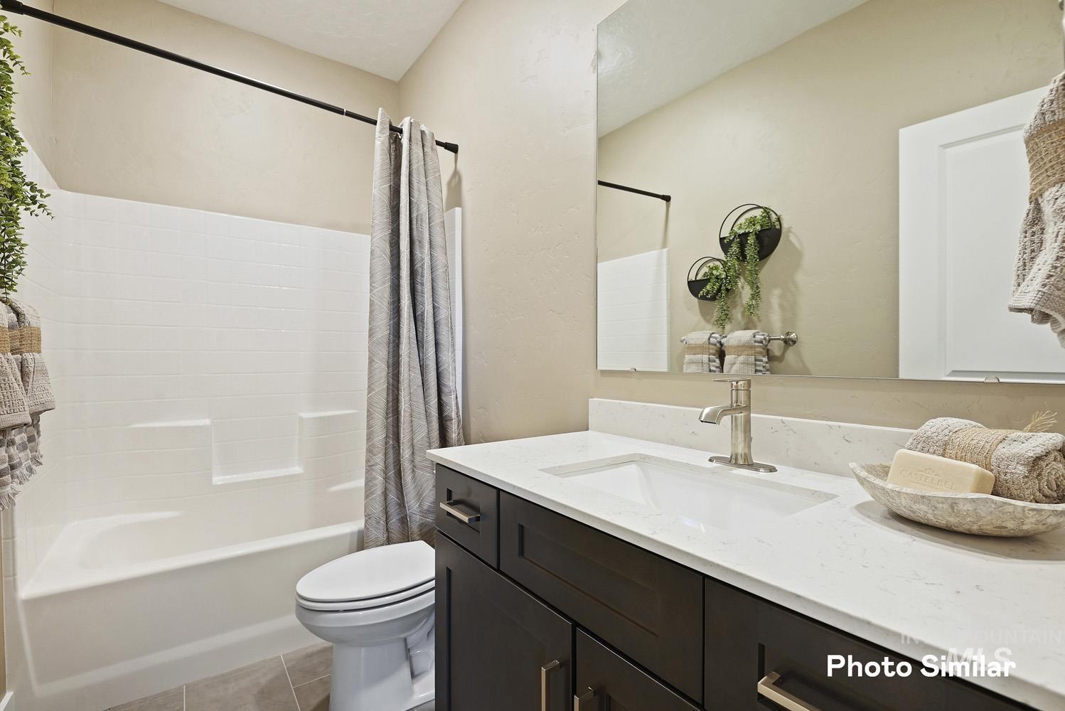 1535 N Big Star Ave.