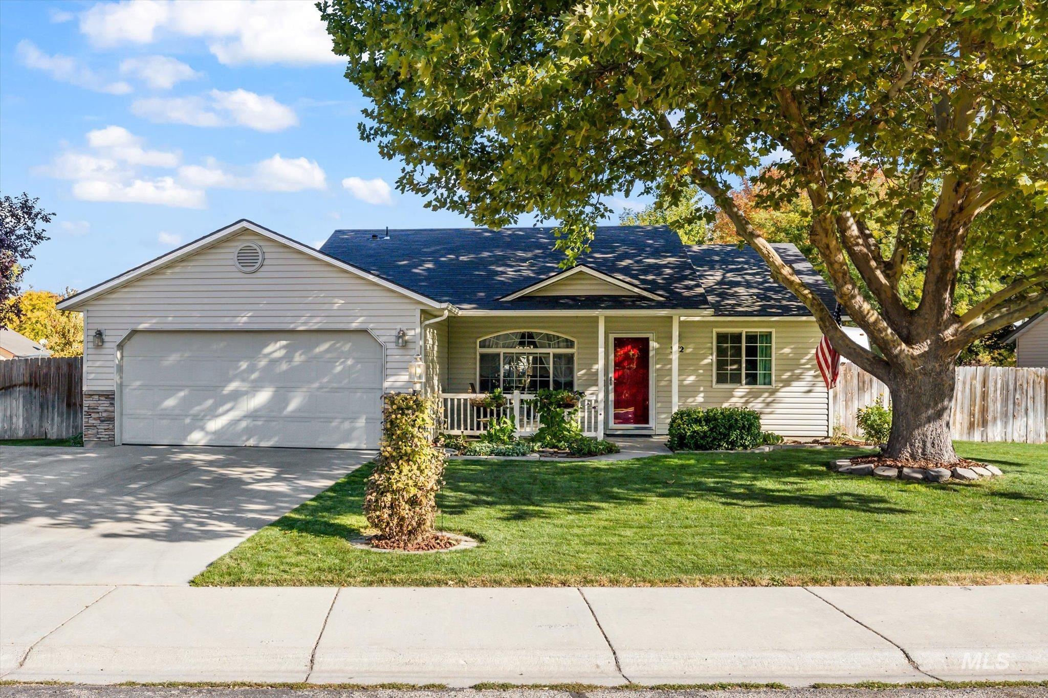 372 E Northridge Dr