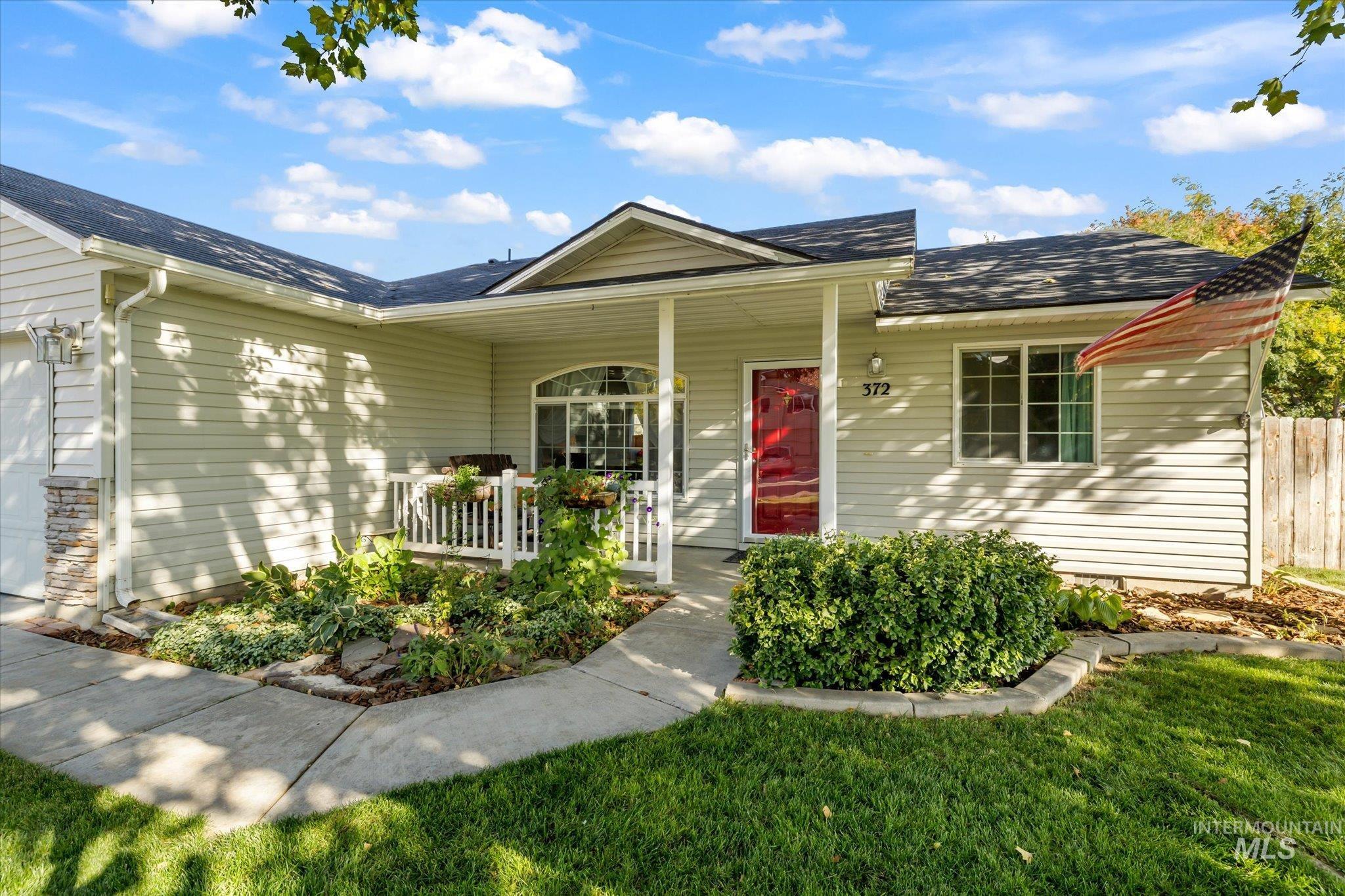 372 E Northridge Dr