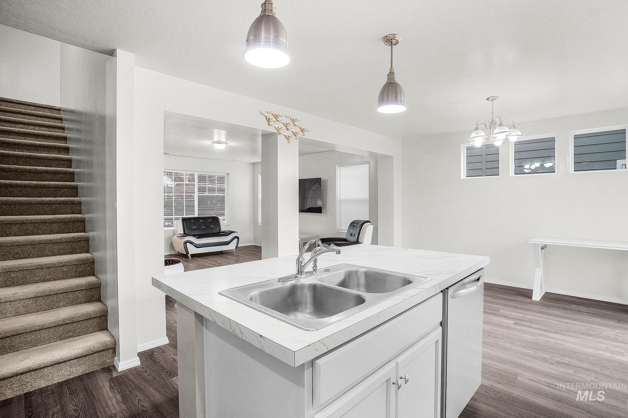3785 W Newland St.