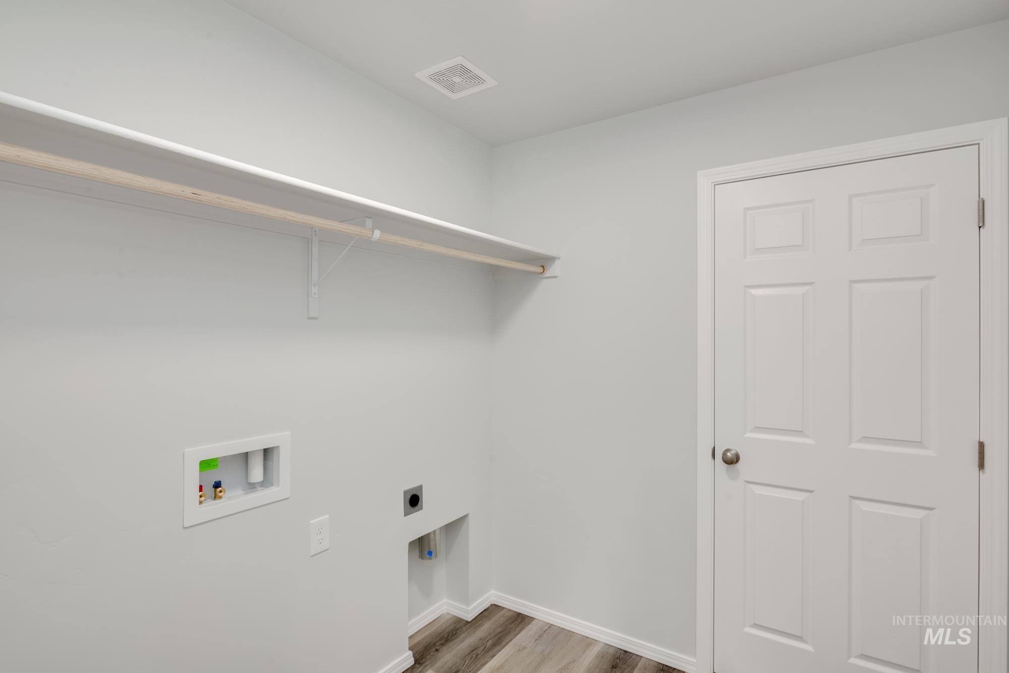 656 W Smoky Quartz St