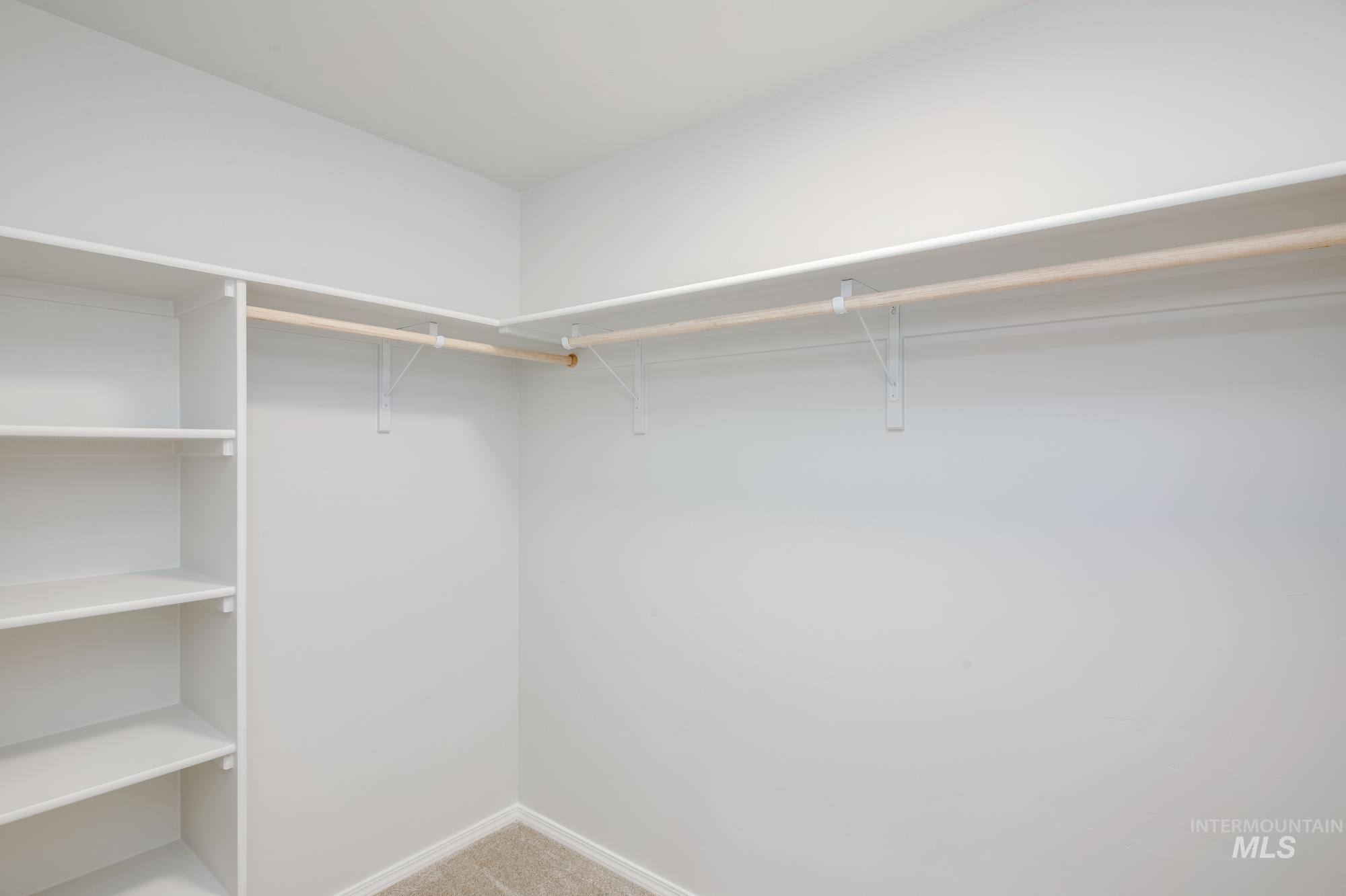 656 W Smoky Quartz St