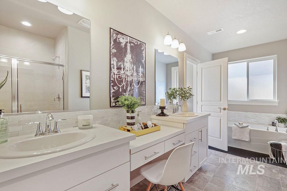 5655 E Arrosa St Unit: Lot 3 Block 10