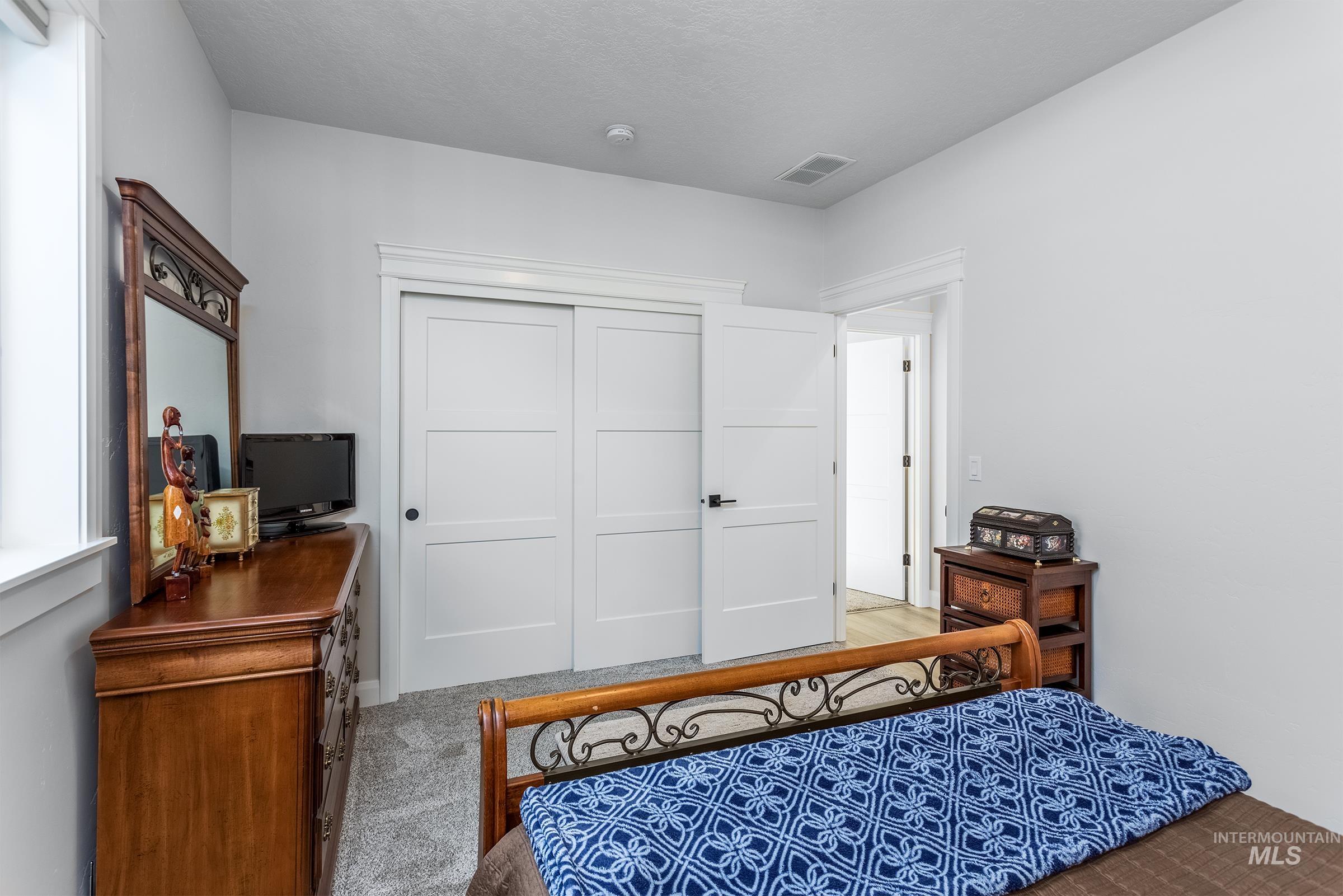 2496 W Herron Ridge Court