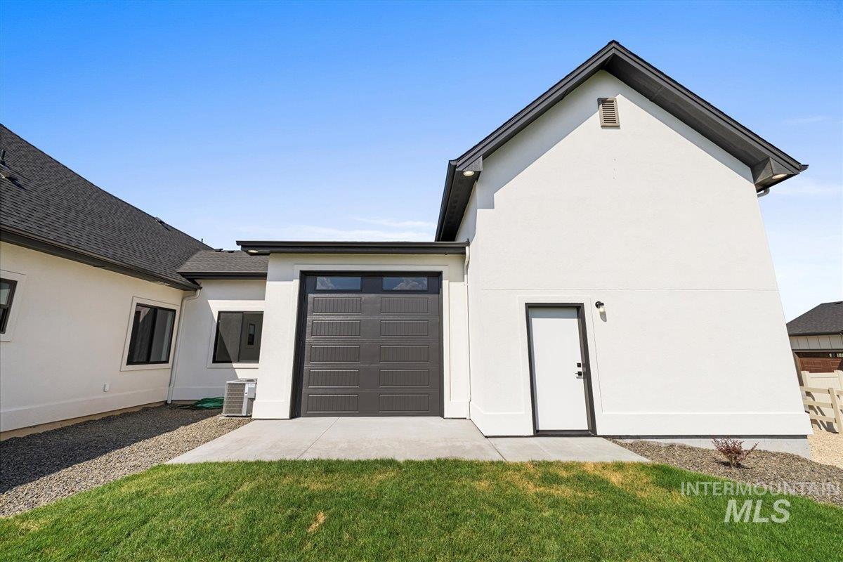 14256 Salado Creek Ave