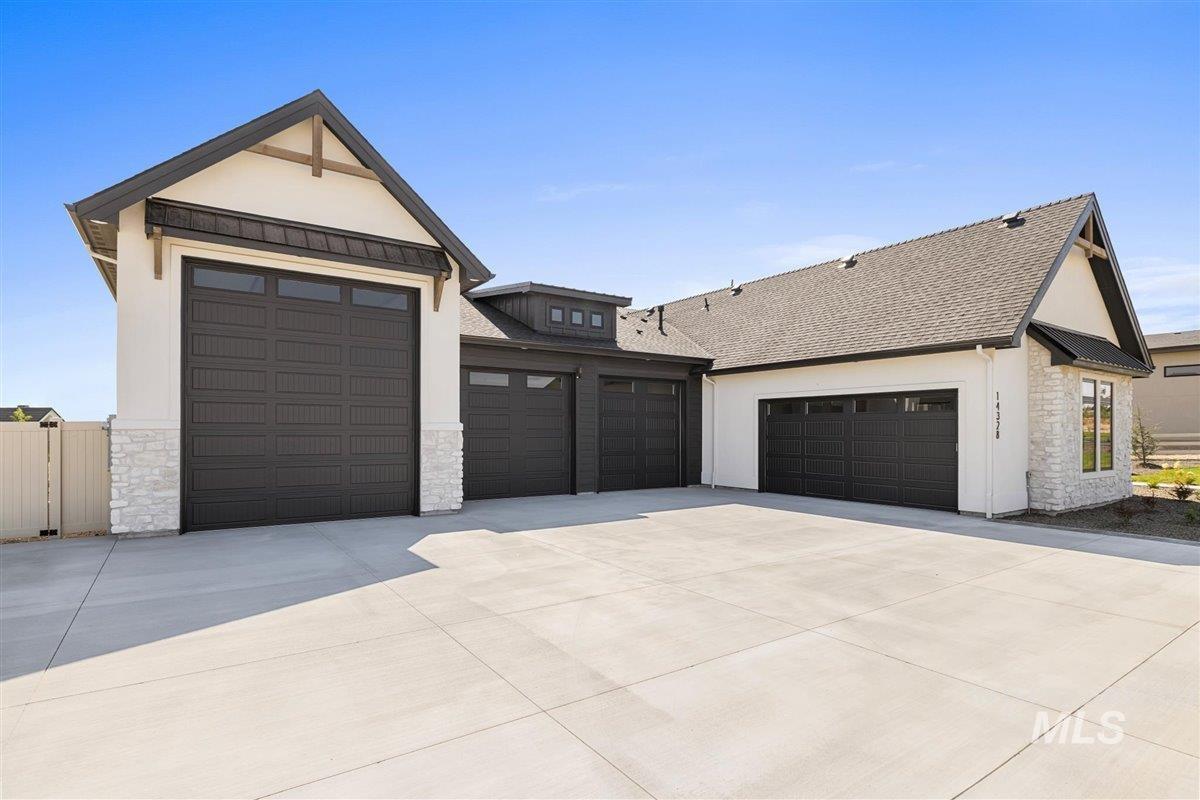 14256 Salado Creek Ave