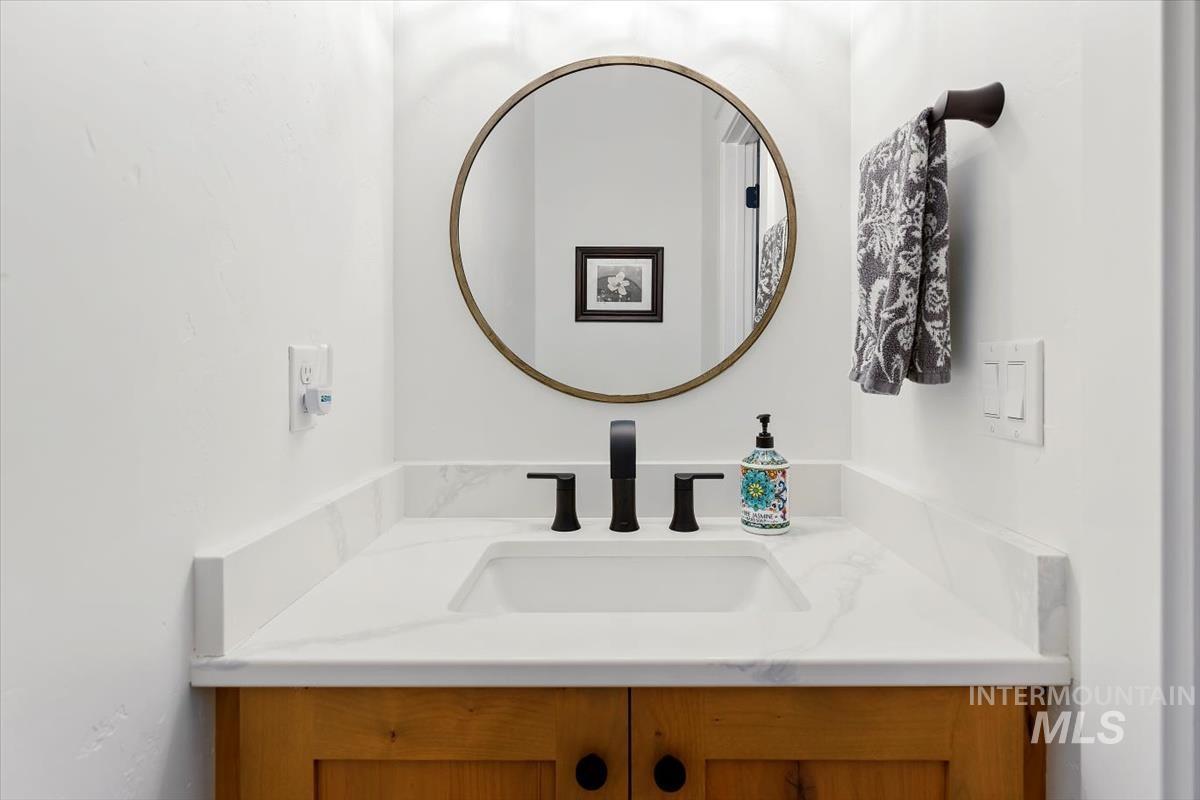 22868 Aura Vista Way