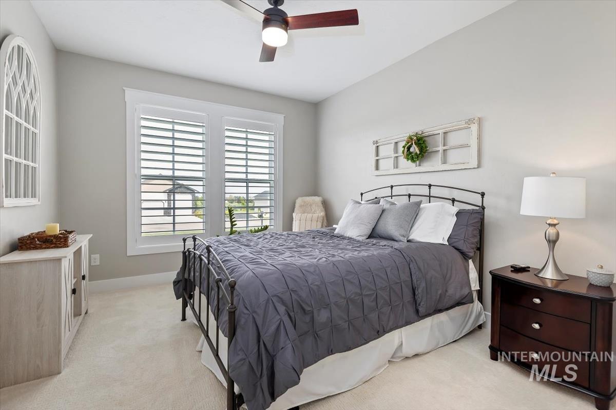 22868 Aura Vista Way