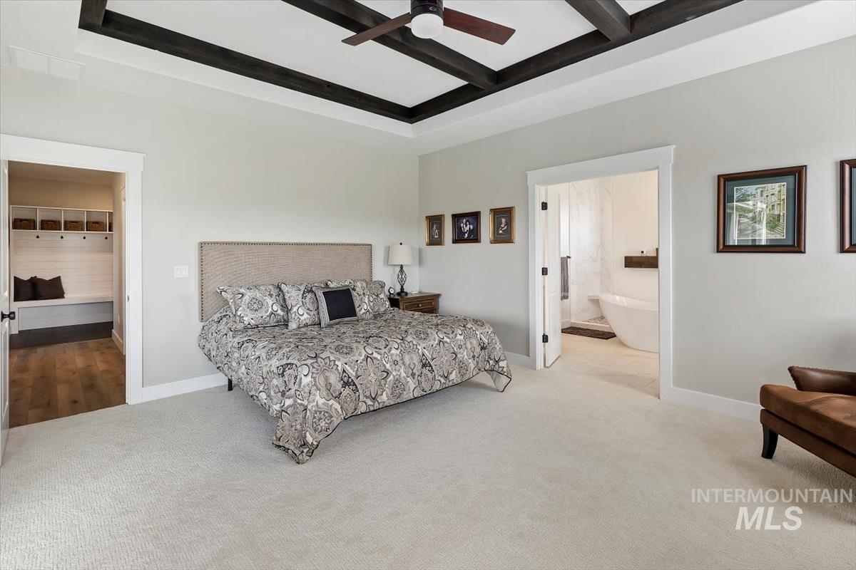 22868 Aura Vista Way