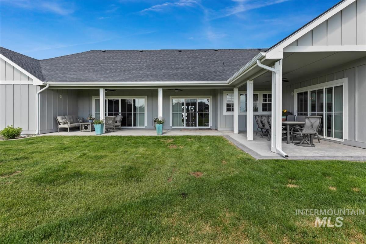 22868 Aura Vista Way