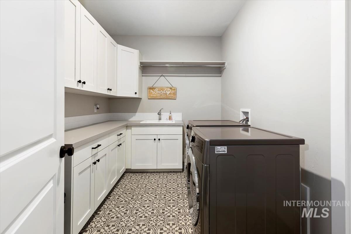 22868 Aura Vista Way