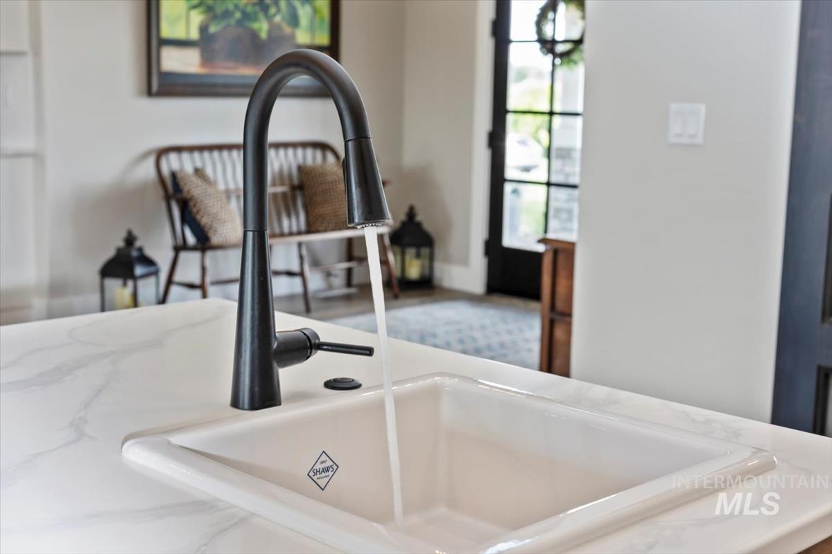 22868 Aura Vista Way