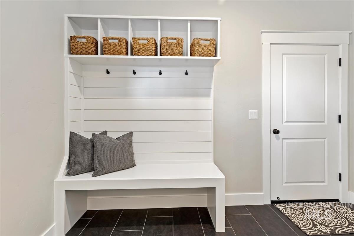 22868 Aura Vista Way