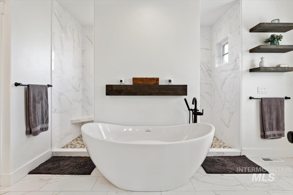 22868 Aura Vista Way