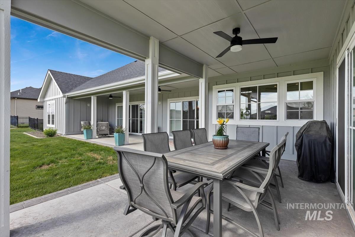 22868 Aura Vista Way