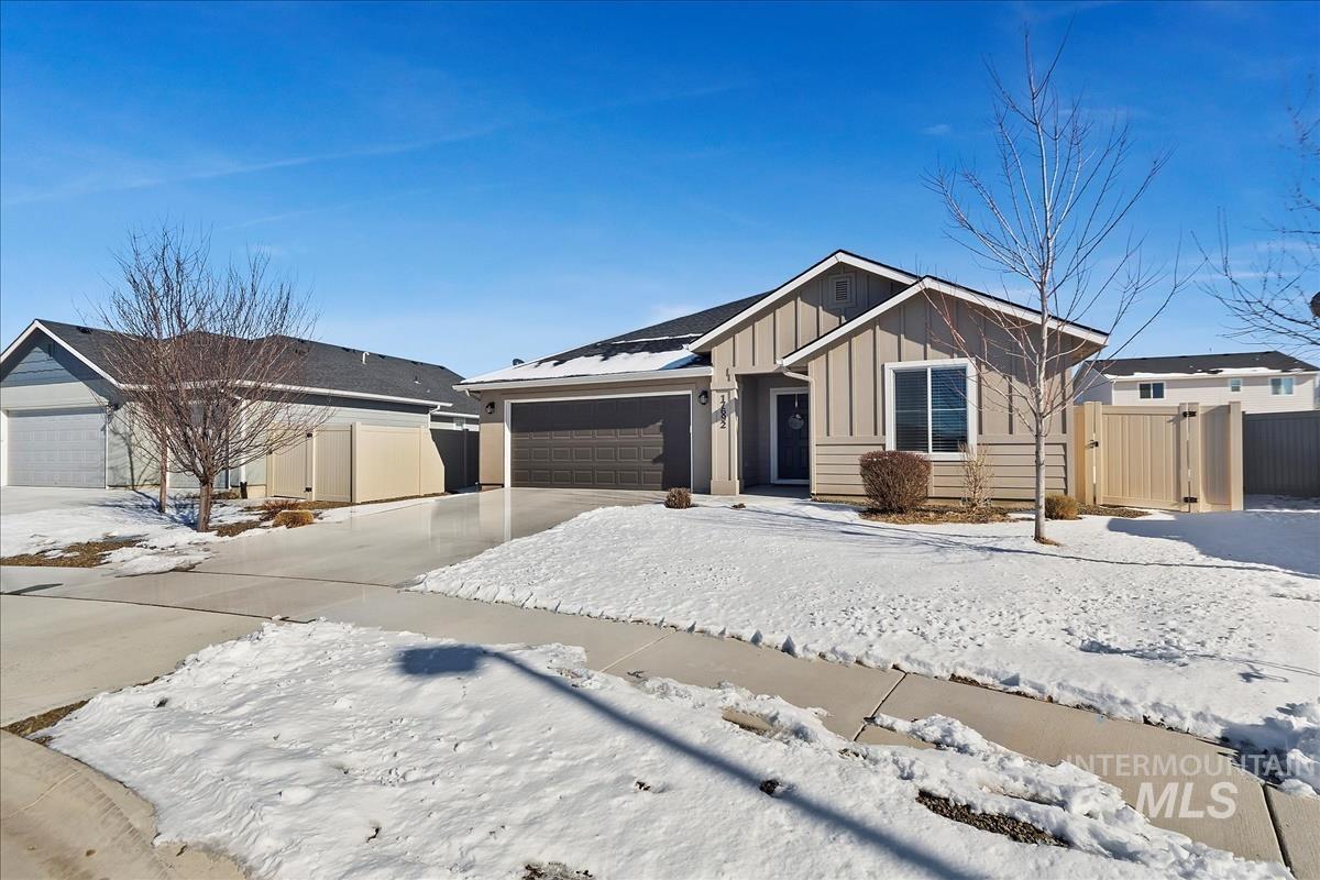 17692 N Pegram Way