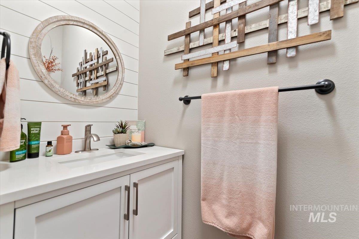 2014 W Cross Creek Dr.