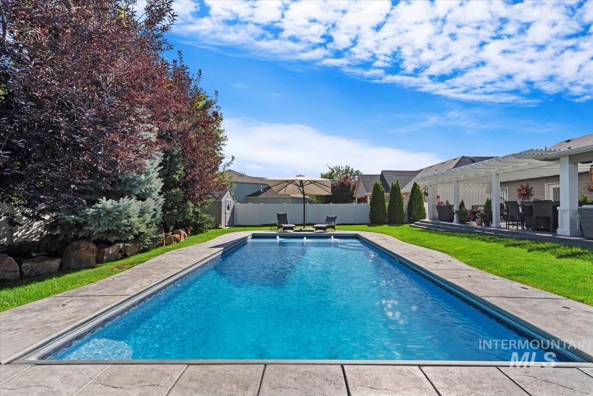 2014 W Cross Creek Dr.