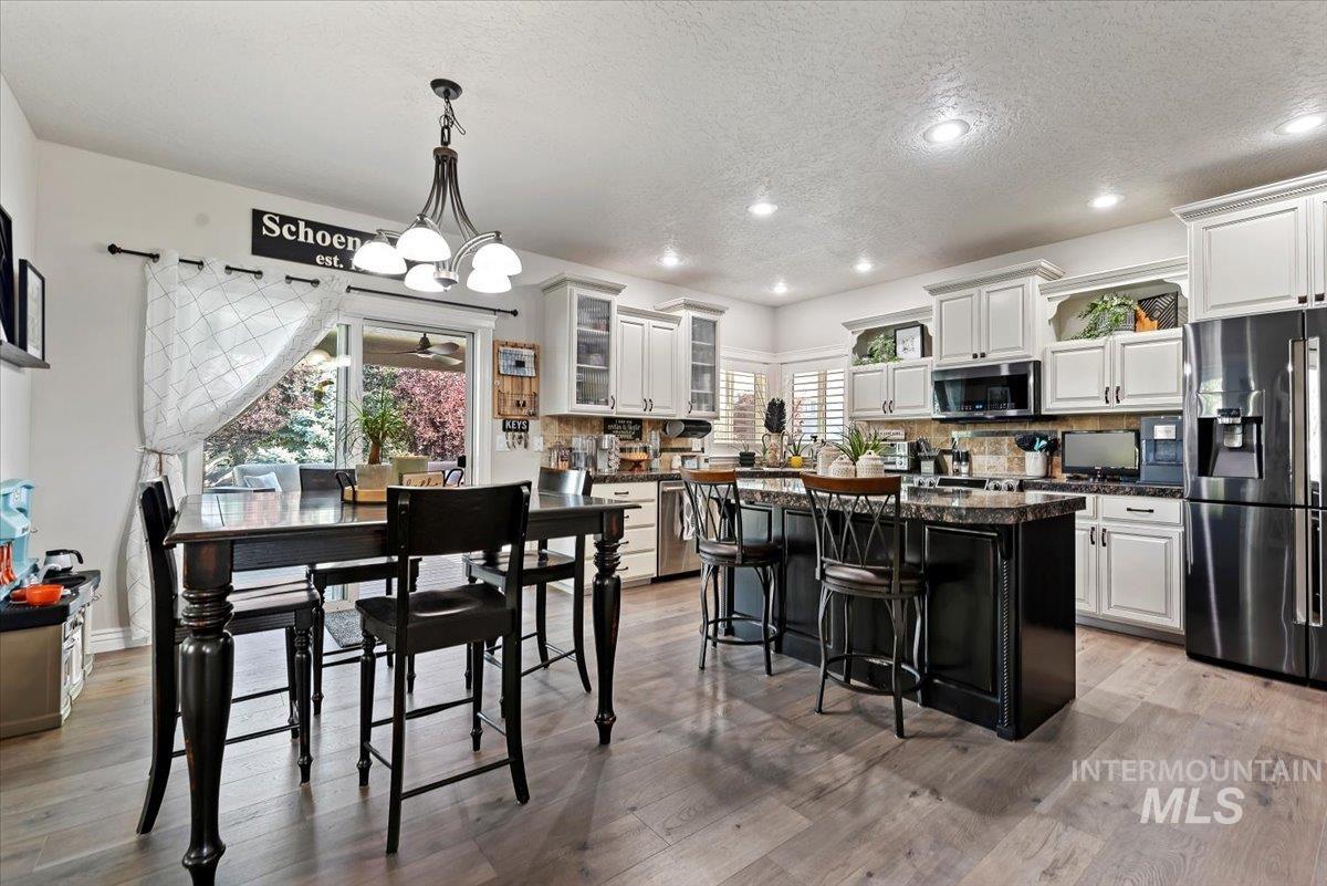 2014 W Cross Creek Dr.