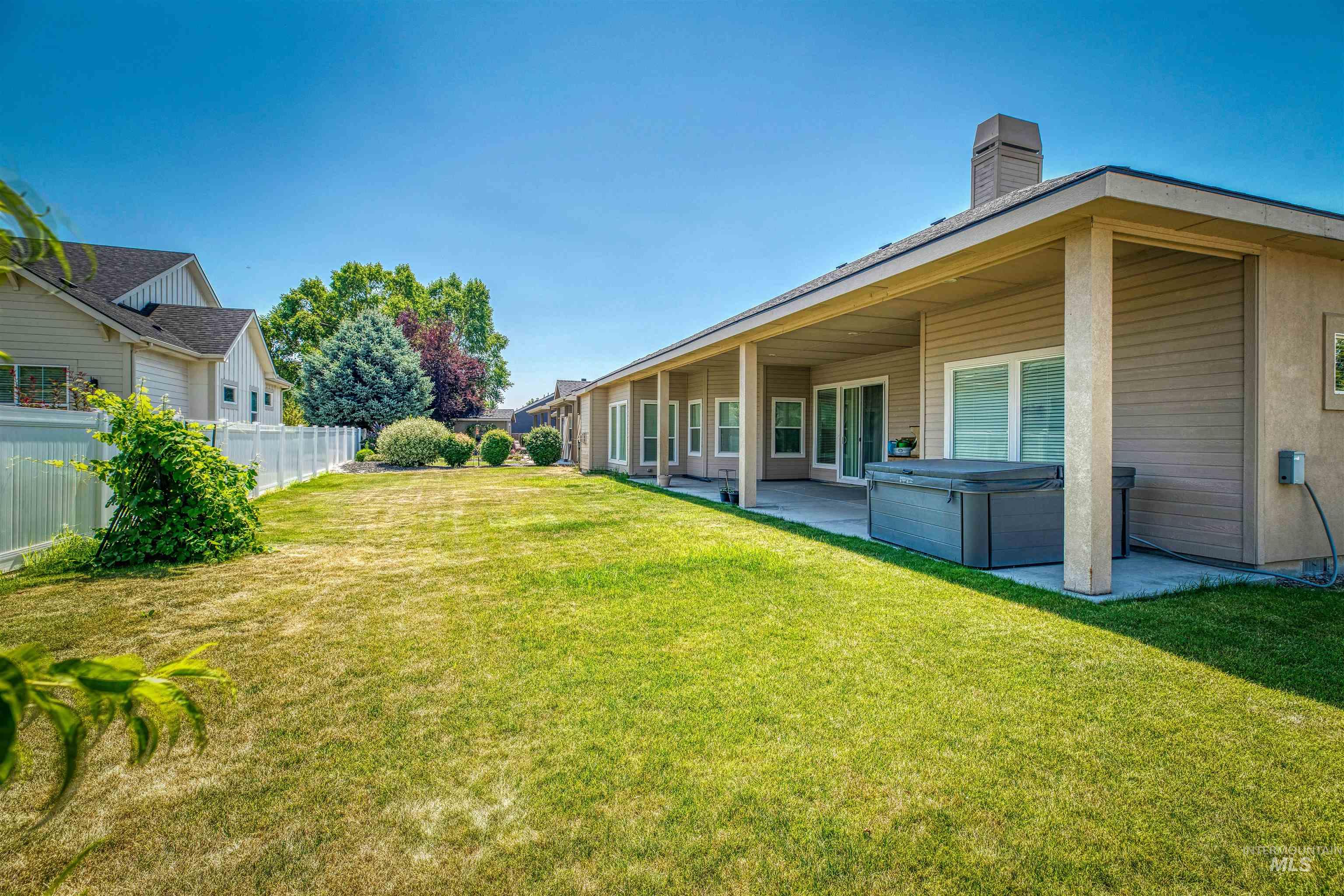 726 N Glen Aspen Way