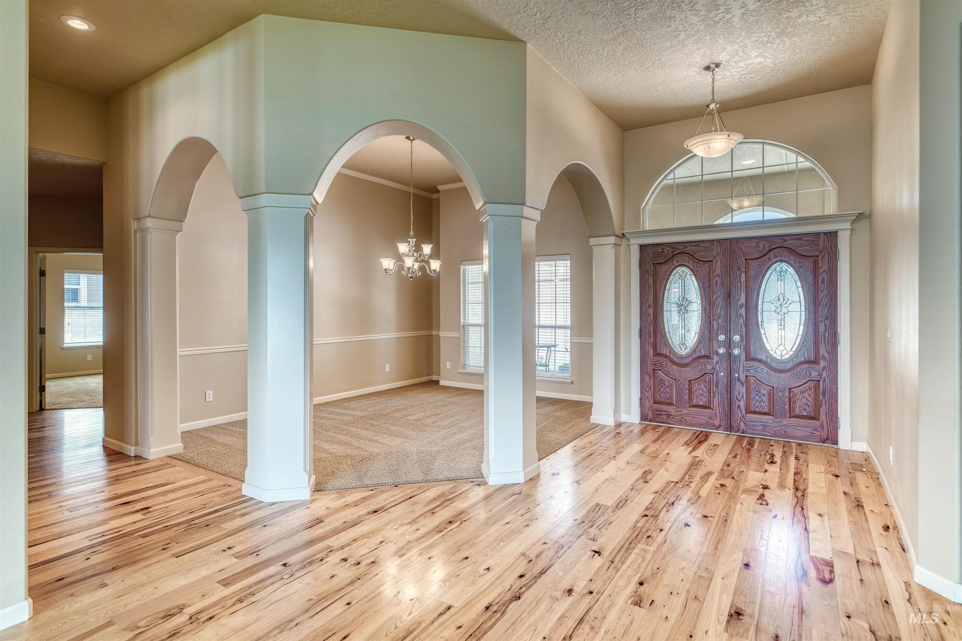 726 N Glen Aspen Way