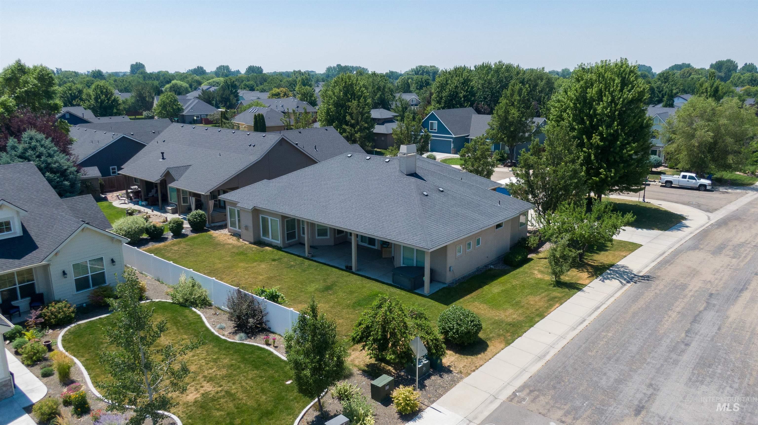 726 N Glen Aspen Way