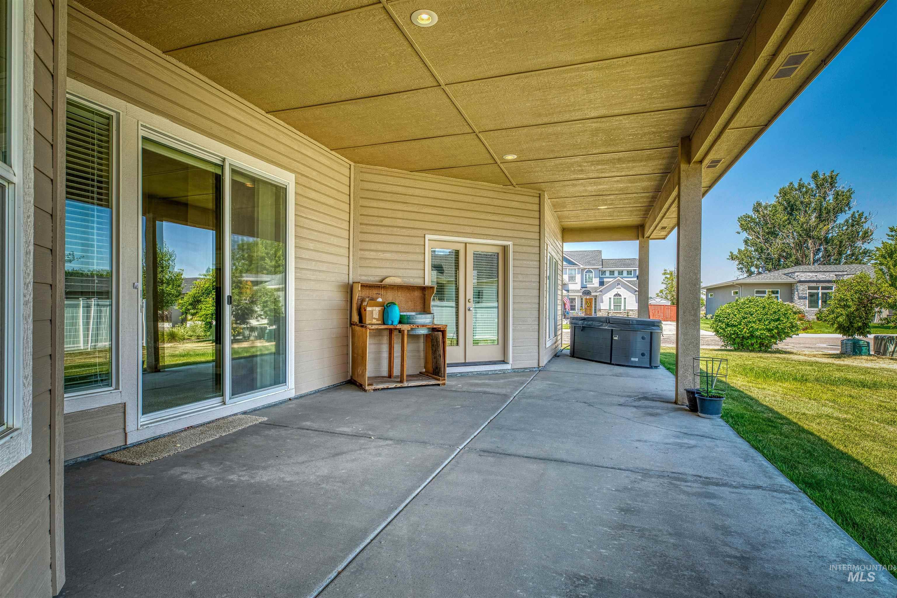 726 N Glen Aspen Way