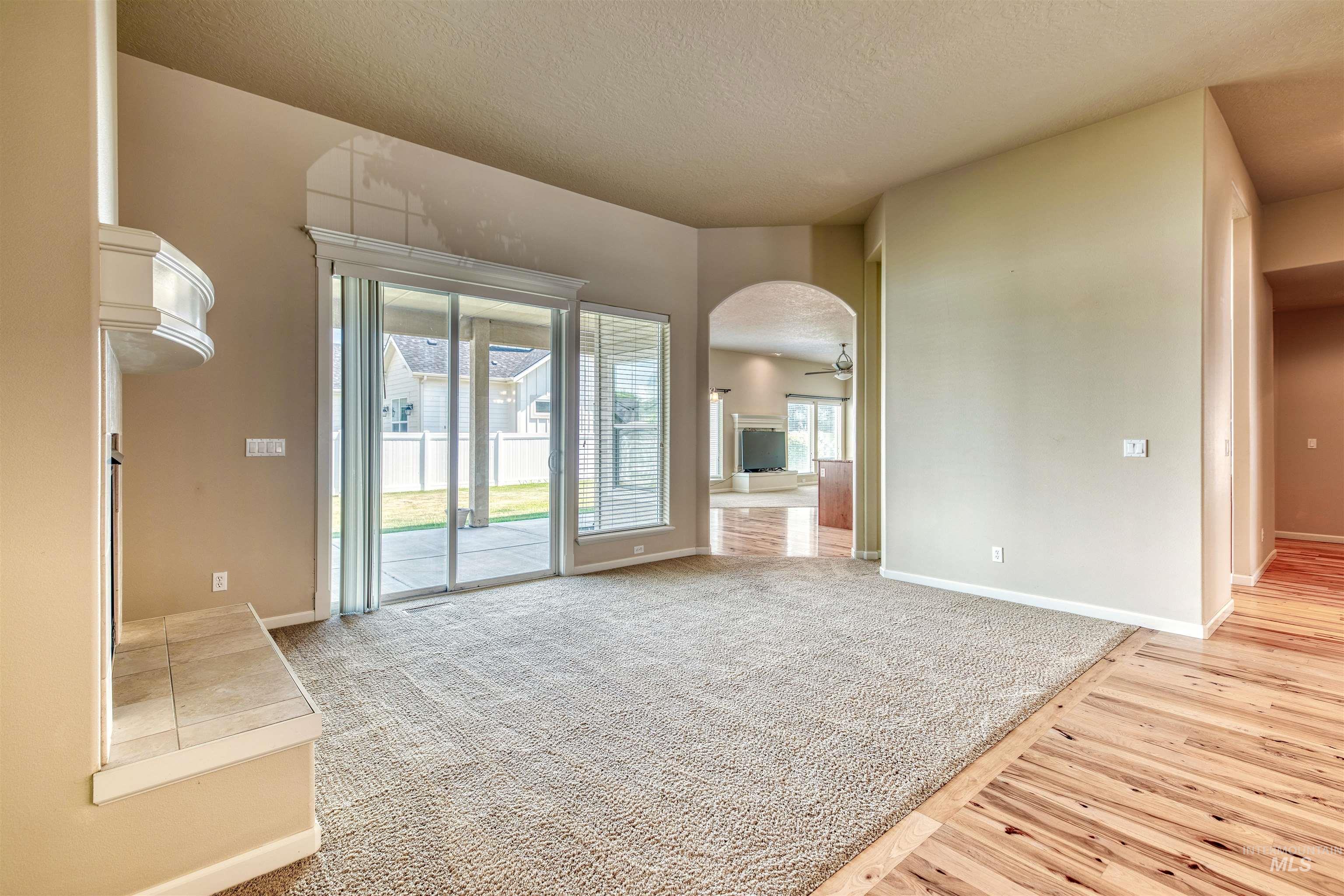 726 N Glen Aspen Way