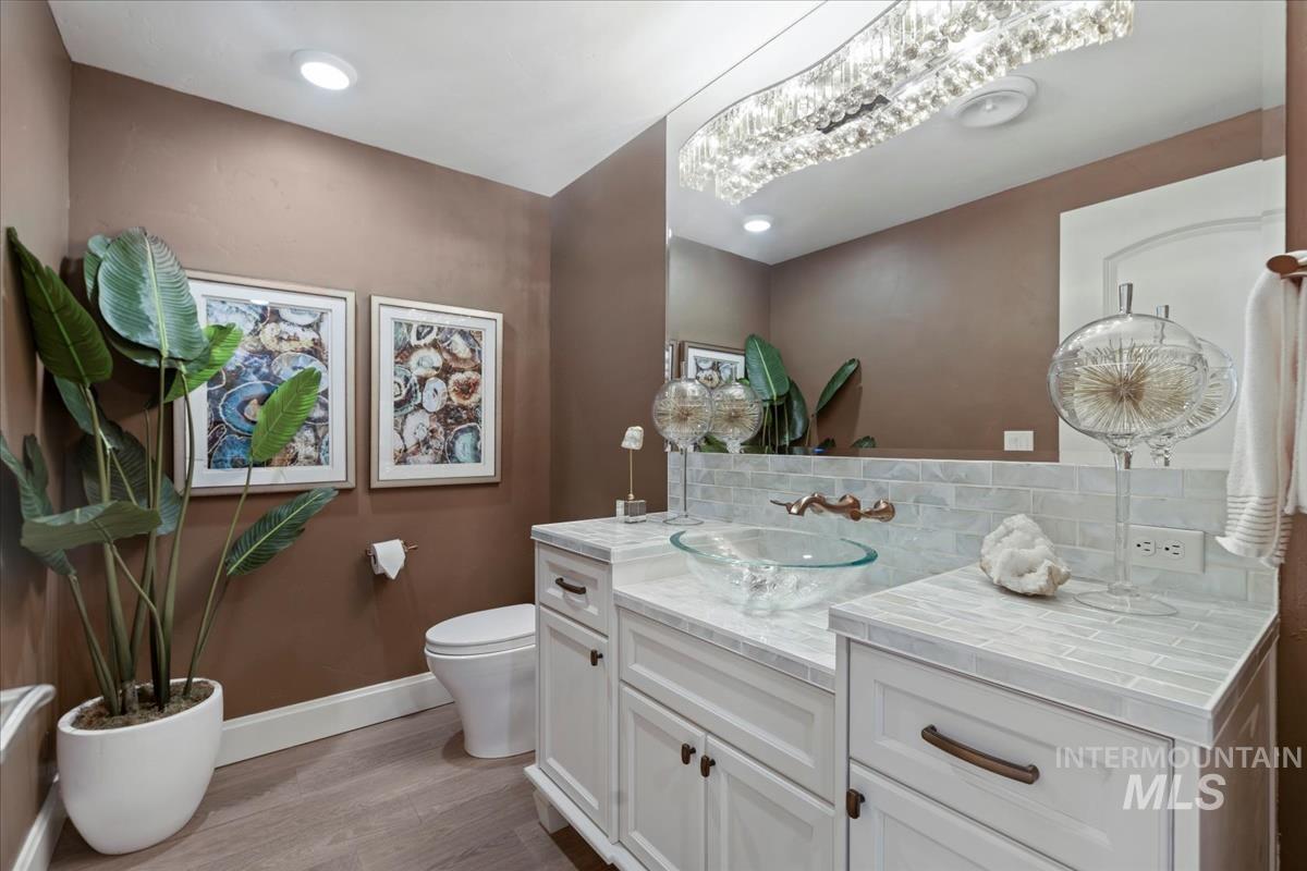 3005 W Crescent Rim Drive Unit: 305