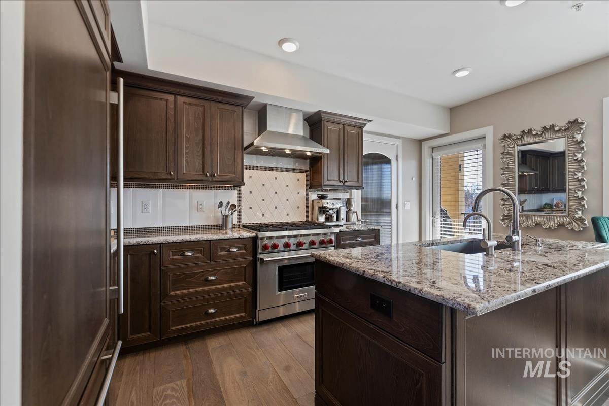 3005 W Crescent Rim Drive Unit: 305