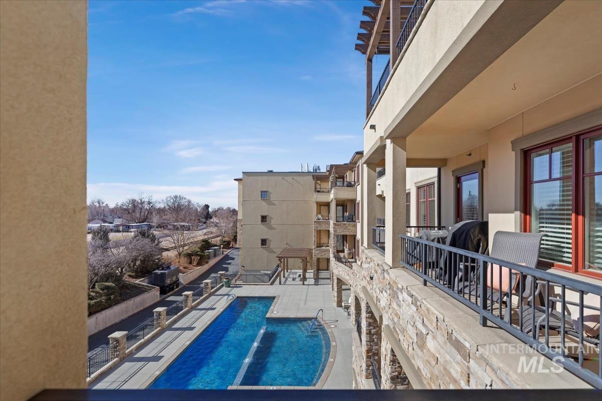 3005 W Crescent Rim Drive Unit: 305