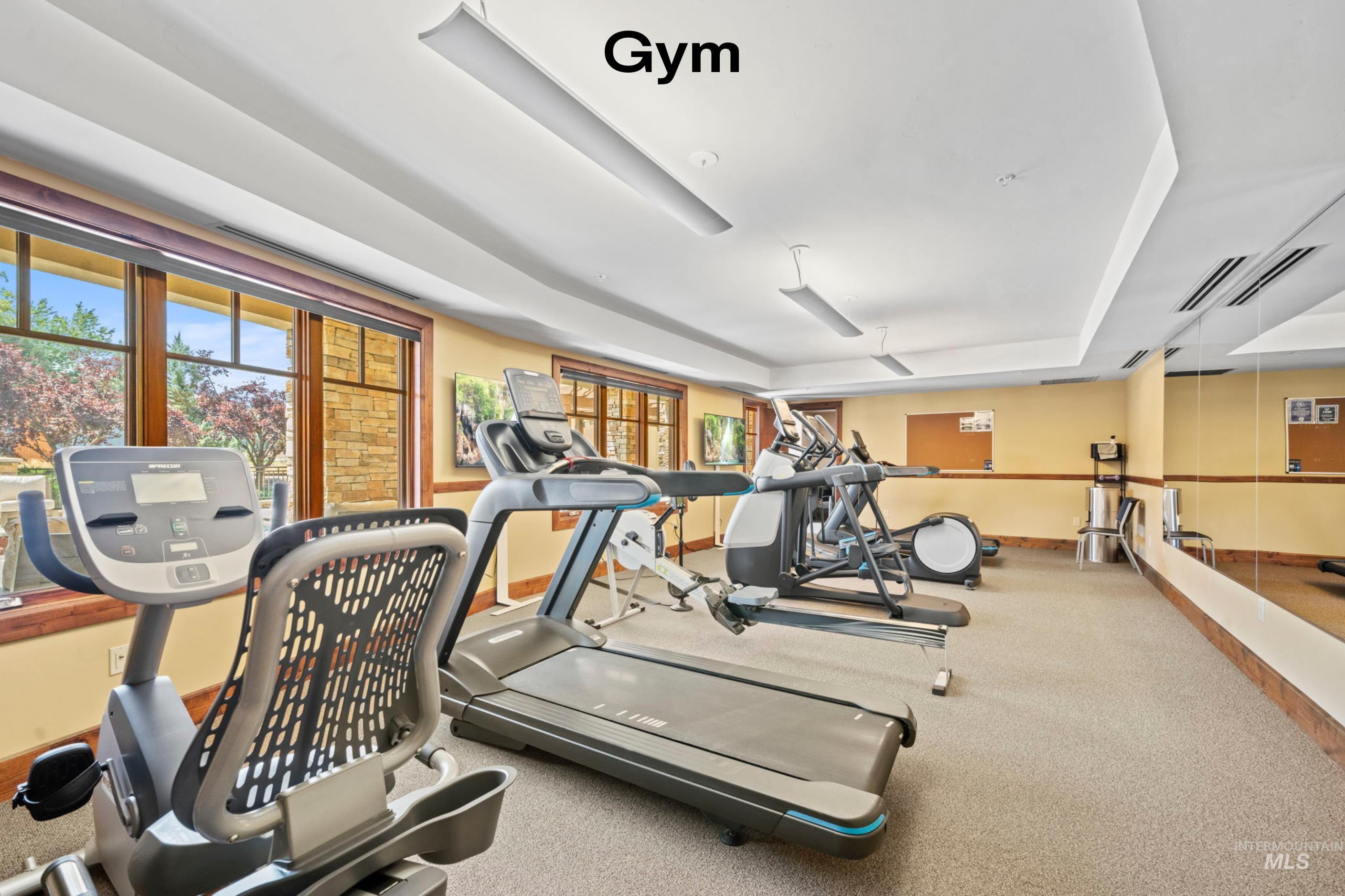 3005 W Crescent Rim Drive Unit: 305