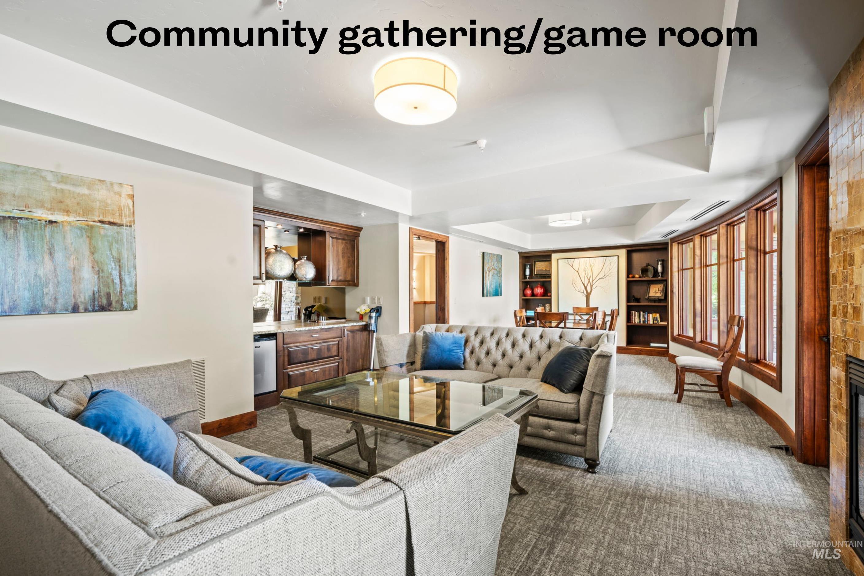 3005 W Crescent Rim Drive Unit: 305
