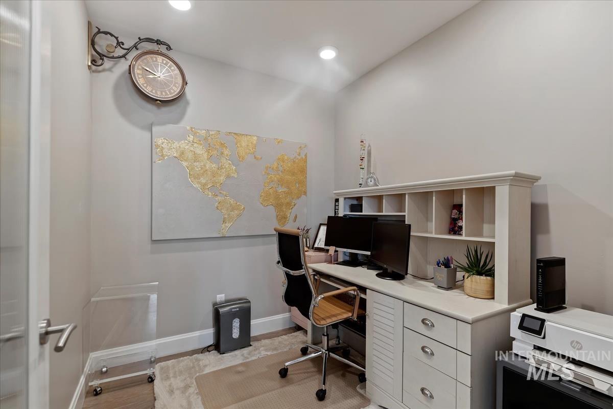 3005 W Crescent Rim Drive Unit: 305