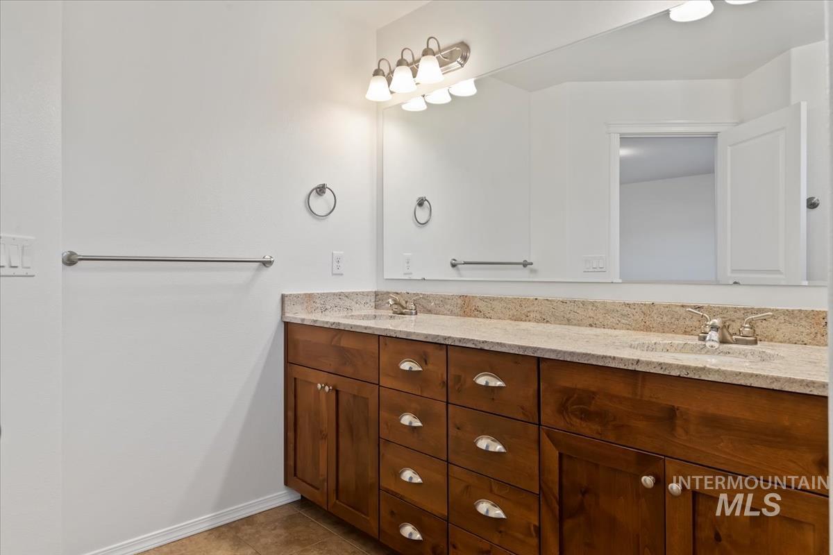 8721 Evening Star Ln.