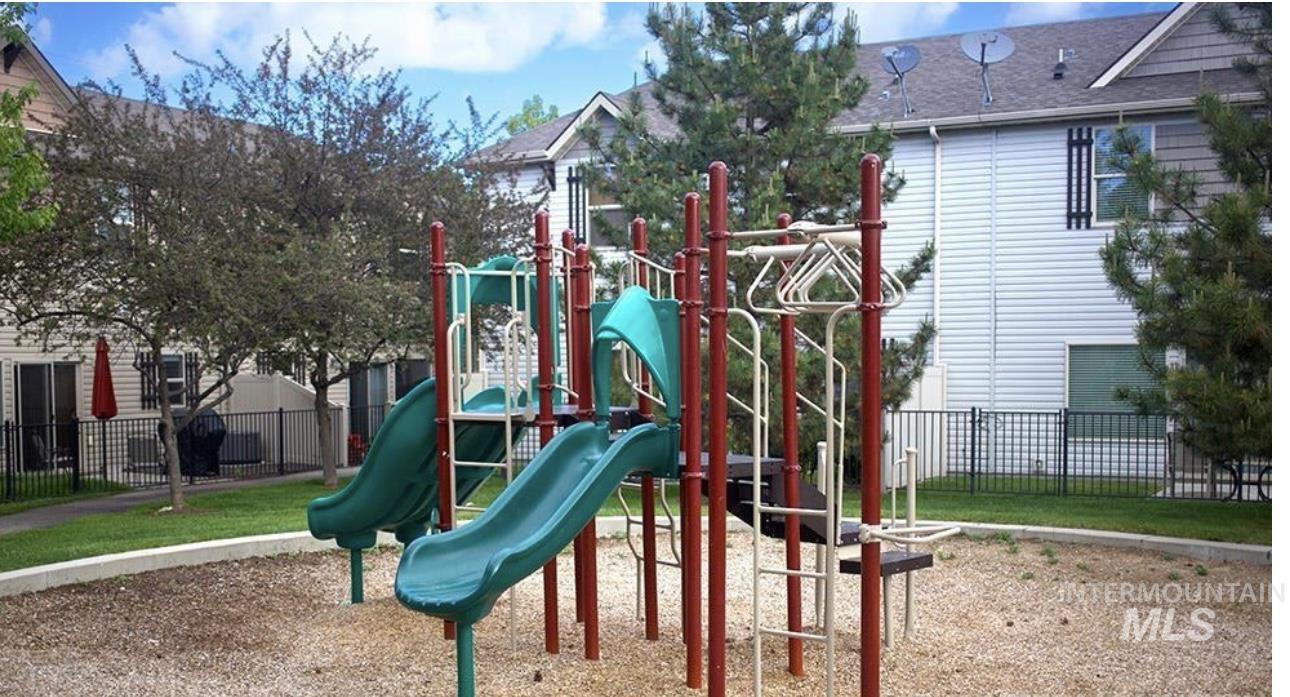 8721 Evening Star Ln.